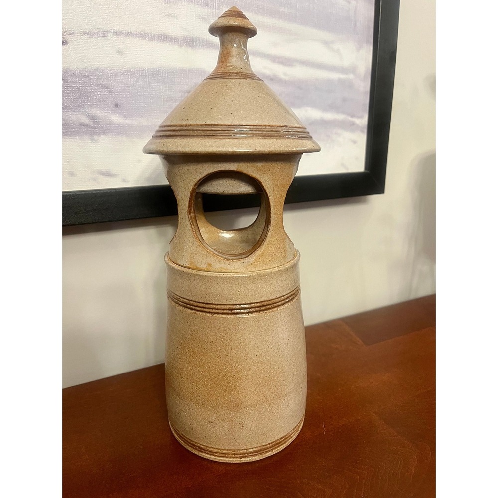 Unique Pre-Owned Lantern Pottery‎